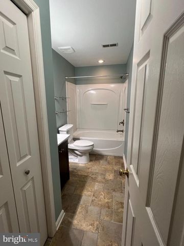 7 S POINTE LANE, Fredericksburg, VA 22405