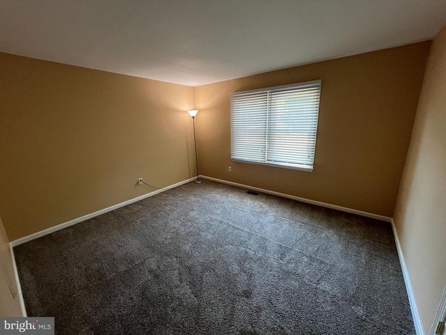 7 S POINTE LANE, Fredericksburg, VA 22405