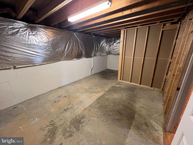 7 S POINTE LANE, Fredericksburg, VA 22405