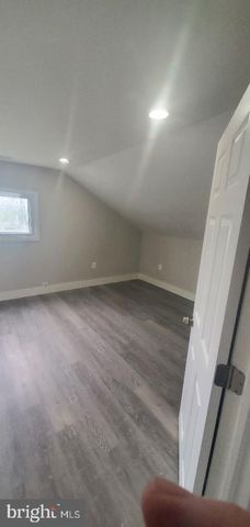 84 WHITEWOOD DR, Levittown, PA 19057