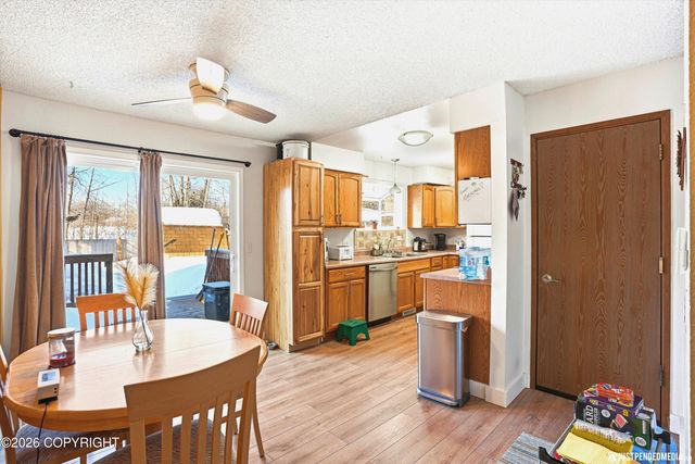 10260 Tartan Circle, Anchorage, AK 99507