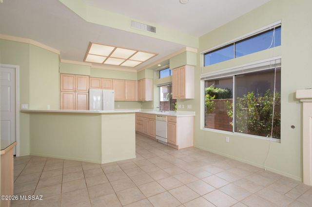 1861 E Mellow Trail, Oro Valley, AZ 85755