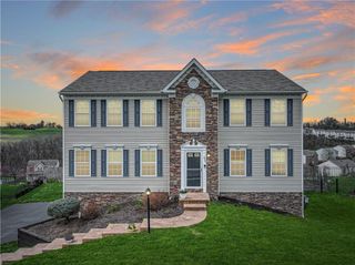 1044 Granite Dr, South Fayette, PA 15057