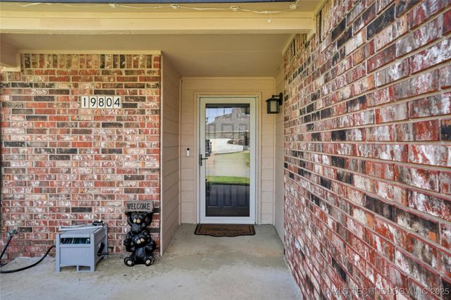 19804 E 37th Place S, Broken Arrow, OK 74014