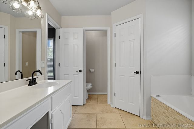 19804 E 37th Place S, Broken Arrow, OK 74014