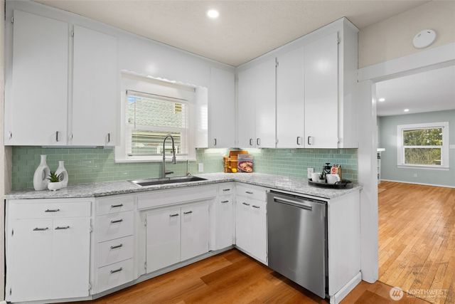 712 S 58th Street, Tacoma, WA 98408