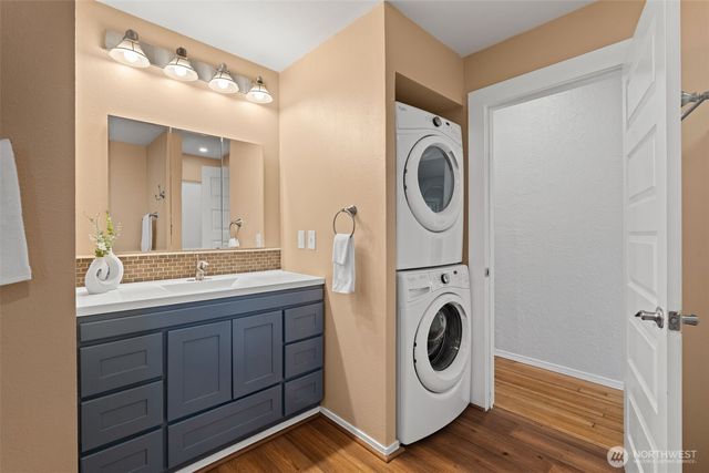 712 S 58th Street, Tacoma, WA 98408