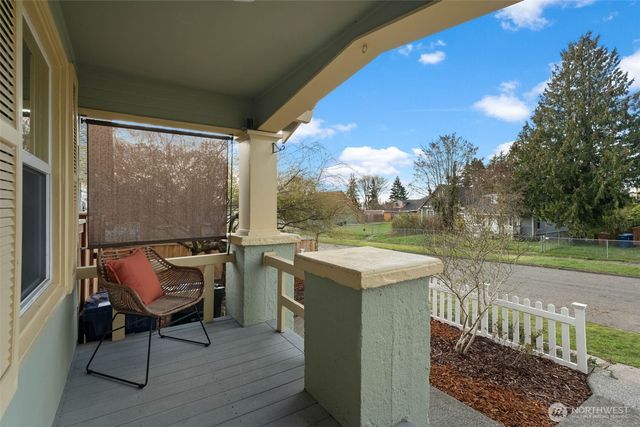 712 S 58th Street, Tacoma, WA 98408