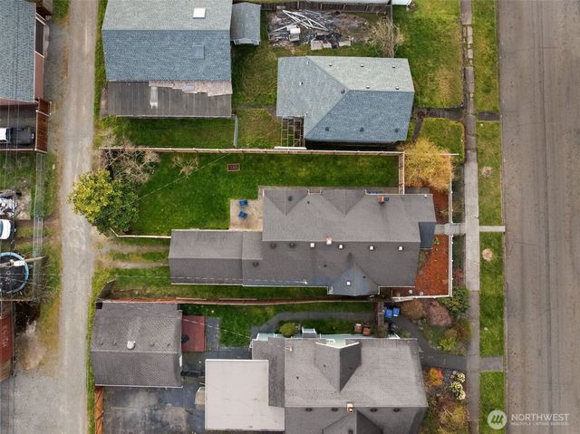 712 S 58th Street, Tacoma, WA 98408