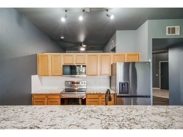 15475 Andrews Dr 305, Denver, CO 80239