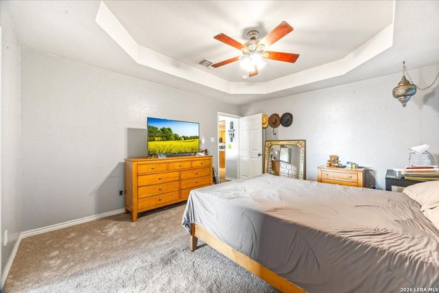 155 COUNTRY GDNS, La Vernia, TX 78121