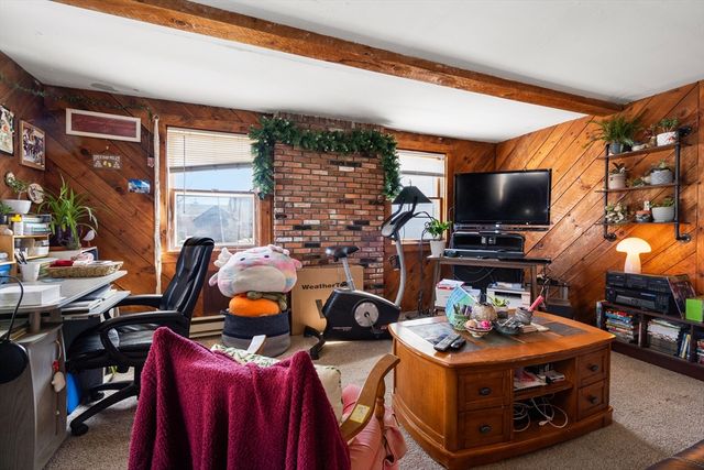127 Main St, Bridgewater, MA 02324