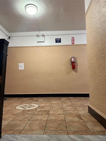 823 E 147th St 26, Bronx, NY 10455