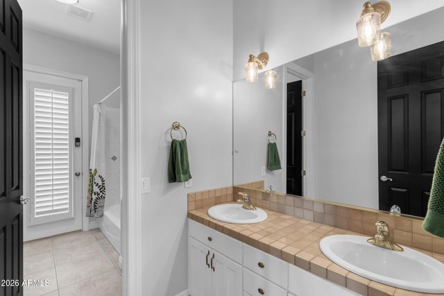 4912 N GREENTREE DR. W Drive W, Litchfield Park, AZ 85340