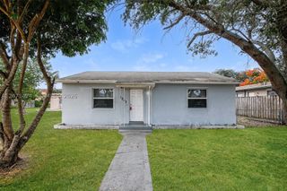 1943 Thomas St, Hollywood, FL 33020