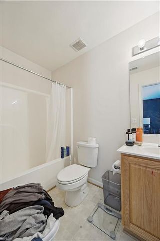 108 Montrose DR, Hampton, VA 23666