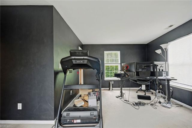 108 Montrose DR, Hampton, VA 23666