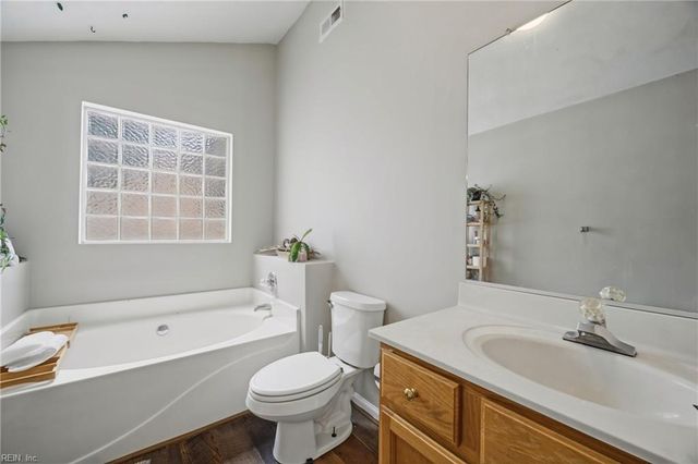 108 Montrose DR, Hampton, VA 23666