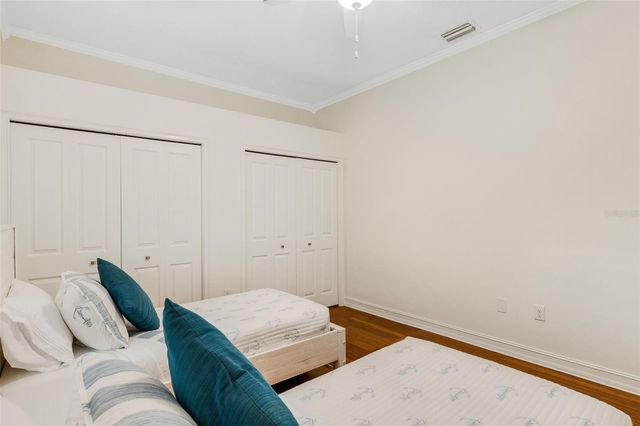 4801 EDGEMONT COURT, Sarasota, FL 34233