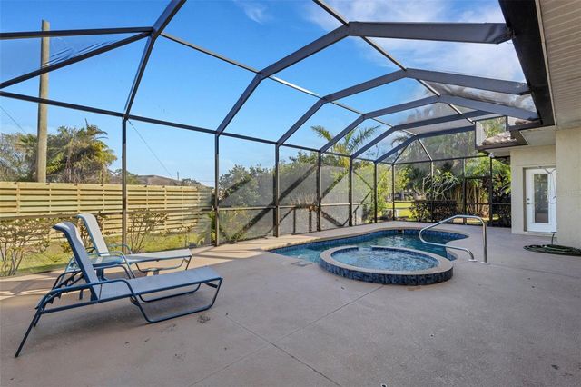 4801 EDGEMONT COURT, Sarasota, FL 34233