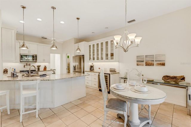 4801 EDGEMONT COURT, Sarasota, FL 34233