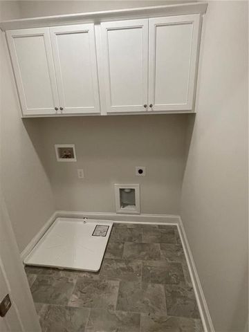 5122 Hillington Way, Sugar Hill, GA 30518