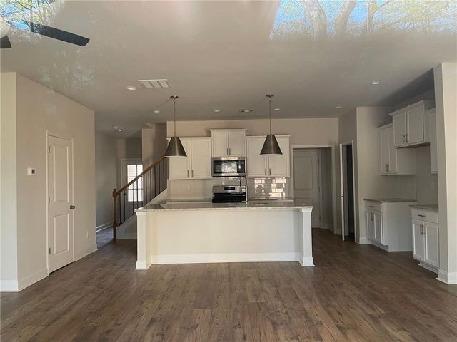 5122 Hillington Way, Sugar Hill, GA 30518