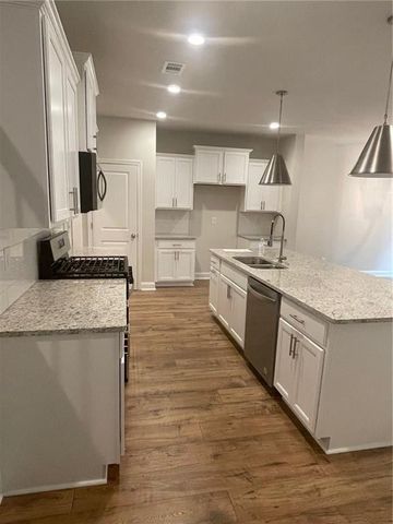 5122 Hillington Way, Sugar Hill, GA 30518