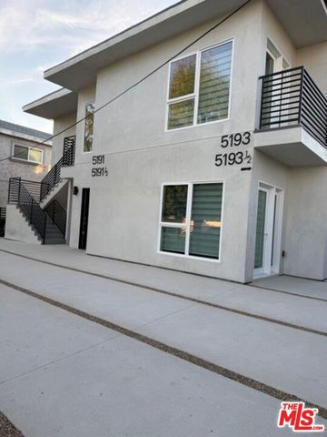 5191 5193 Lindley Avenue, Tarzana, CA 91356