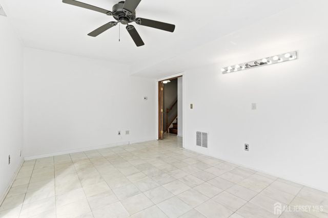 6 Cherry Street, Edison, NJ 08817