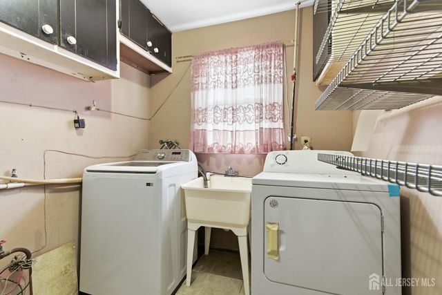 6 Cherry Street, Edison, NJ 08817