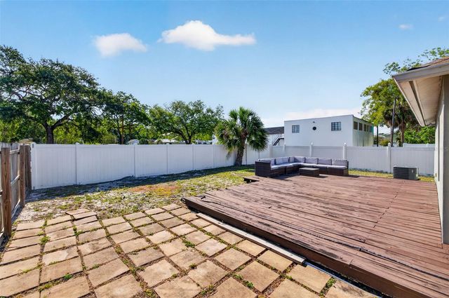 5801 N MIAMI PLACE, Tampa, FL 33604