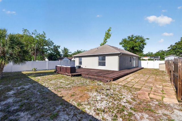 5801 N MIAMI PLACE, Tampa, FL 33604