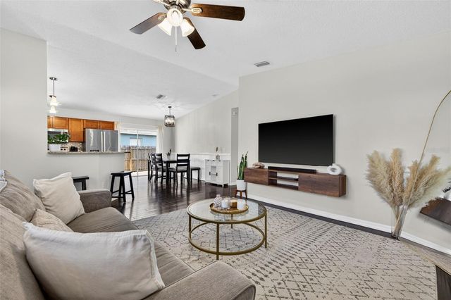 5801 N MIAMI PLACE, Tampa, FL 33604