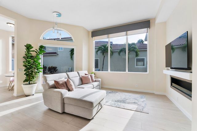 12742 NW 57th Street, Coral Springs, FL 33067