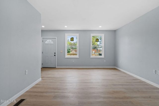 111 Mann Avenue, Troy, NY 12180