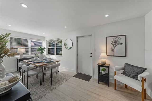 4105 W BAY VILLA AVENUE, Tampa, FL 33611