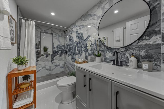 4105 W BAY VILLA AVENUE, Tampa, FL 33611