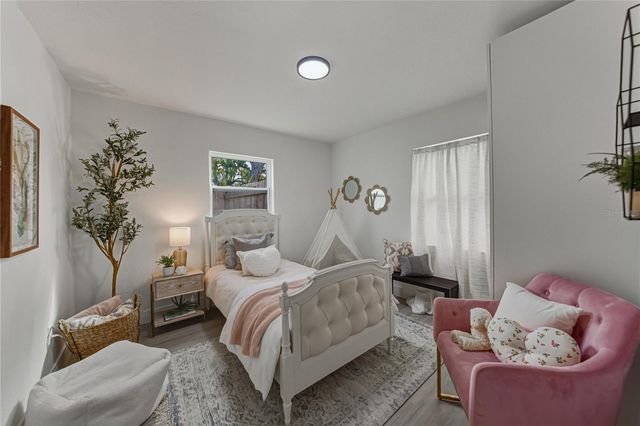 4105 W BAY VILLA AVENUE, Tampa, FL 33611