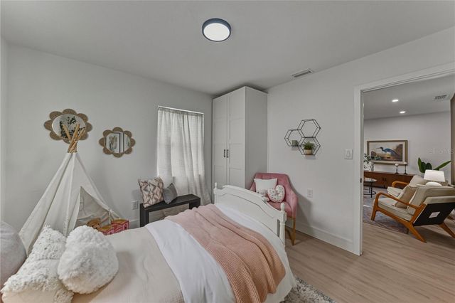 4105 W BAY VILLA AVENUE, Tampa, FL 33611