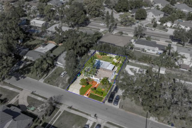 4105 W BAY VILLA AVENUE, Tampa, FL 33611