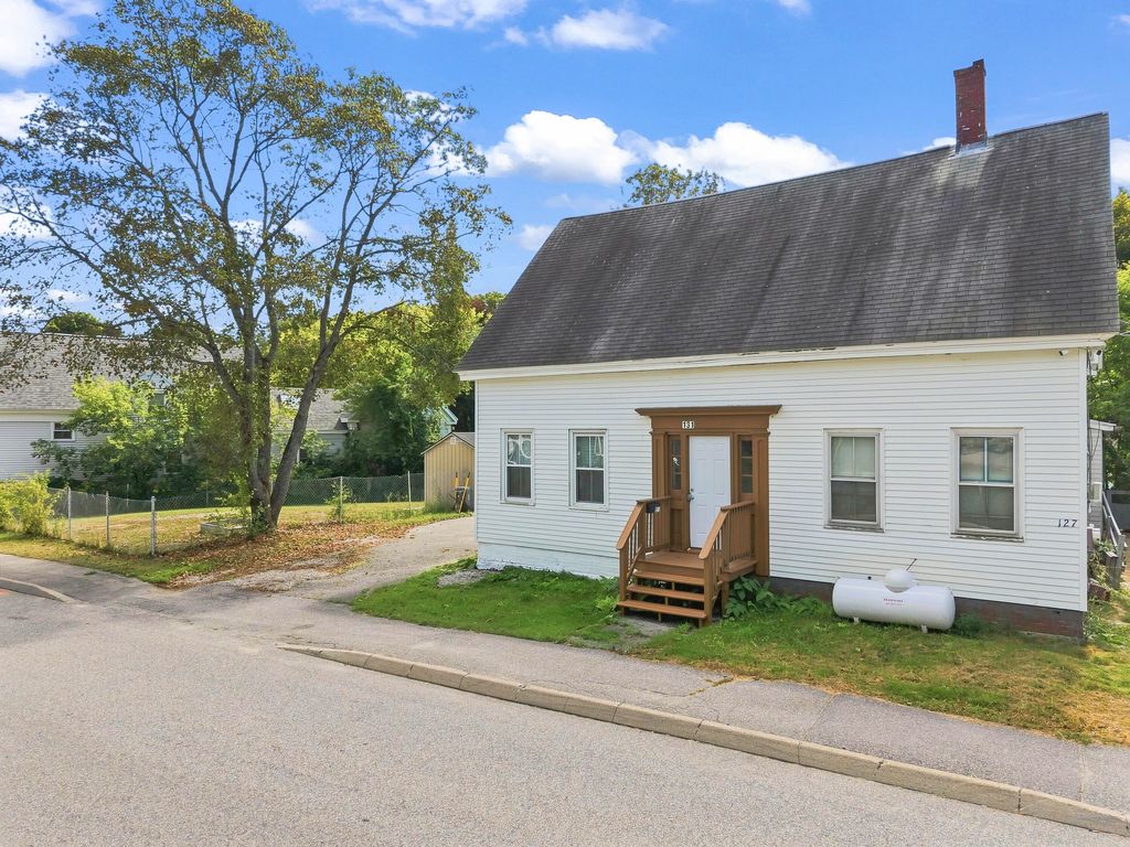131 Common Street, Saco, ME 04072 — exterior