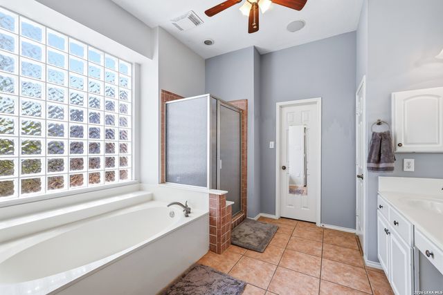 726 Treaty Oak, San Antonio, TX 78258