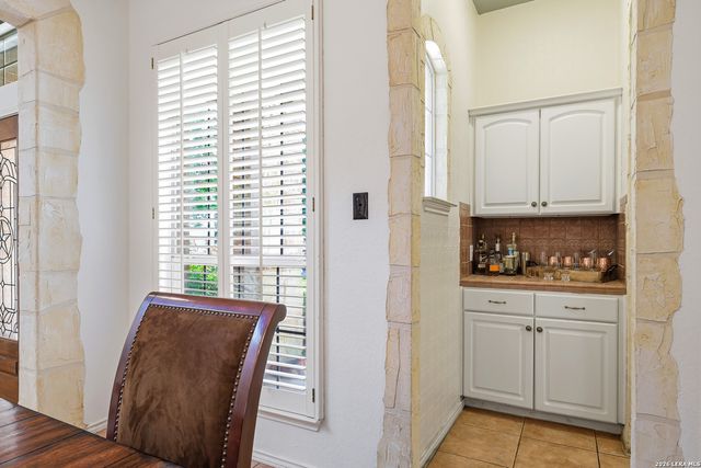 726 Treaty Oak, San Antonio, TX 78258