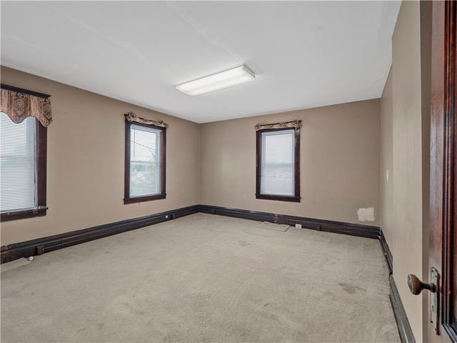 2501 2nd Ave, Koppel, PA 16136