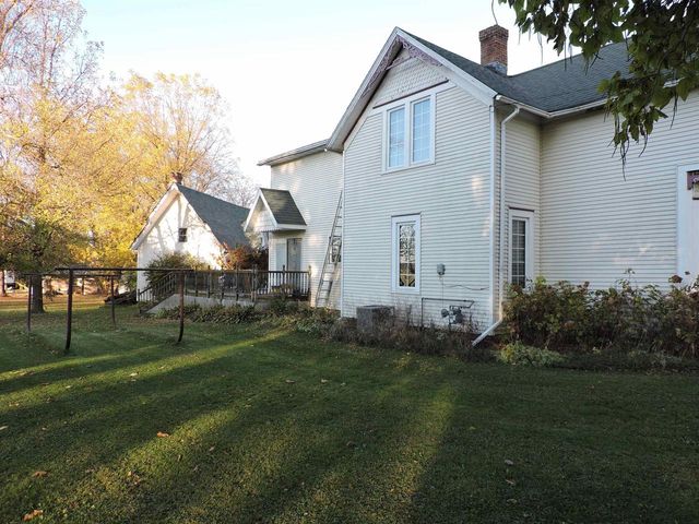 310 W CLARK STREET, Unity, WI 54488