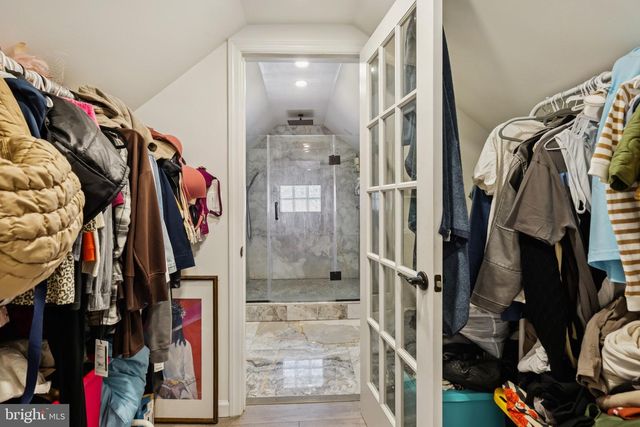 206 S MAPLE AVE, Maple Shade, NJ 08052