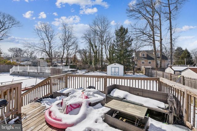 206 S MAPLE AVE, Maple Shade, NJ 08052