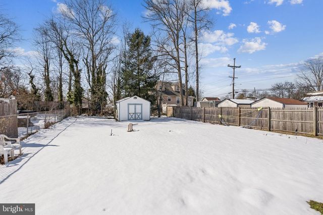 206 S MAPLE AVE, Maple Shade, NJ 08052