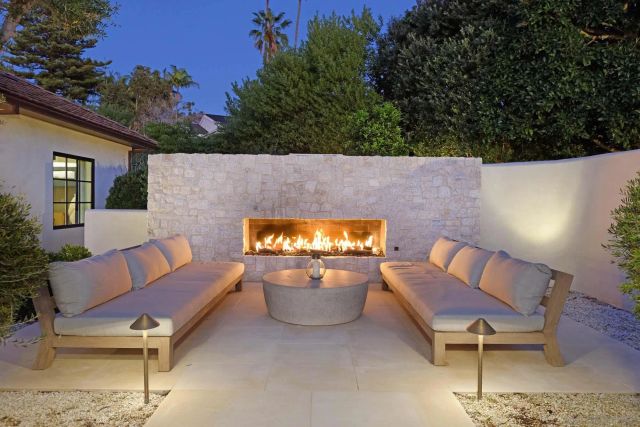 1009 Solymar Drive, La Jolla, CA 92037